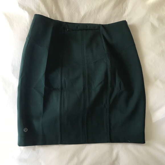 Lululemon Skirt - Picture 5 of 5